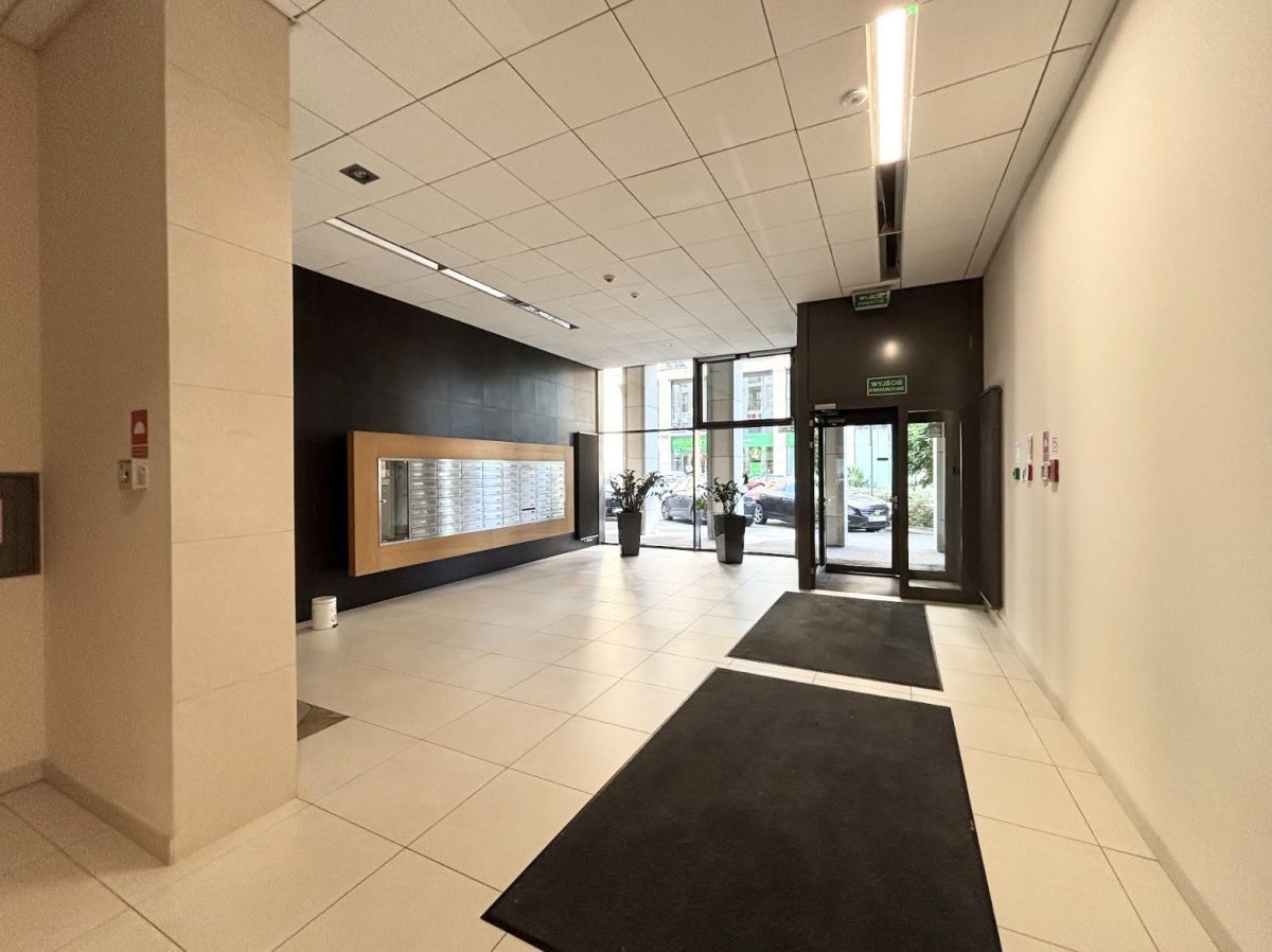 Mieszkanie 3-pokojowe Warszawa Śródmieście, ul. Pokorna. Zdjęcie 12