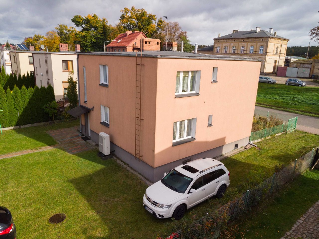 dom wolnostojący Bielice. Zdjęcie 3