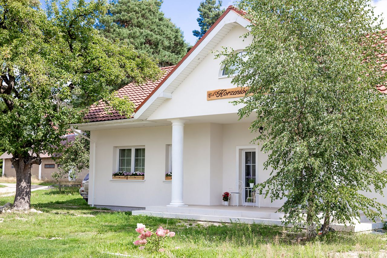 dom wolnostojący, 5 pokoi Osowiec, ul. Pachnących Jabłoni. Zdjęcie 2