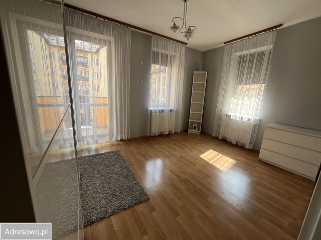 Mieszkanie 2-pokojowe Warszawa Kabaty, ul. Wąwozowa. Zdjęcie 1