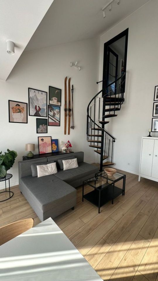 Mieszkanie 3-pokojowe Chorzów, ul. 17 Sierpnia. Zdjęcie 1