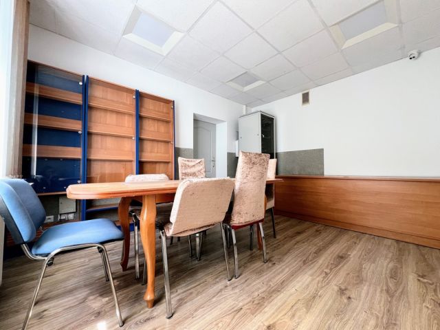 Lokal Rzeszów, al. Batalionów Chłopskich. Zdjęcie 3