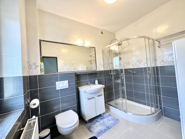 dom wolnostojący, 10 pokoi Bojano. Zdjęcie 21