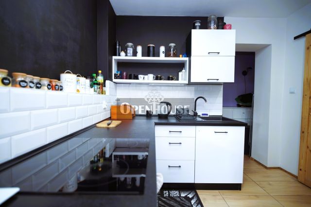 dom szeregowy, 7 pokoi Retków. Zdjęcie 1