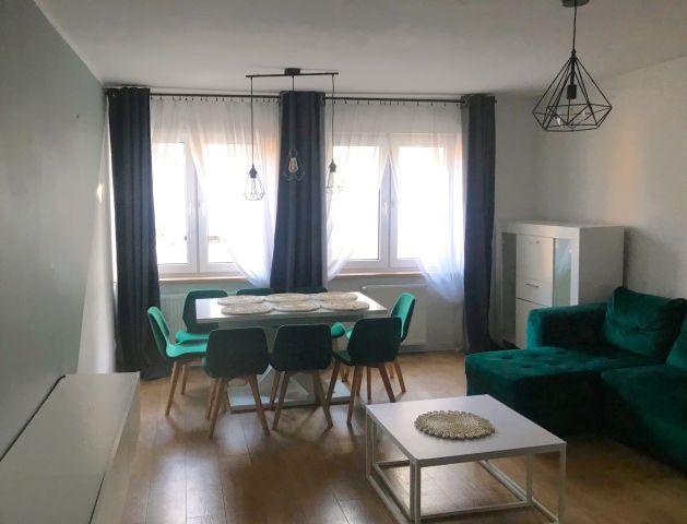 Mieszkanie 5-pokojowe Połczyn-Zdrój Centrum, ul. 5 Marca. Zdjęcie 1