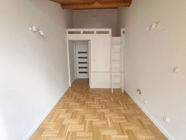 dom szeregowy, 8 pokoi Warszawa Mokotów, ul. Cypryjska. Zdjęcie 17