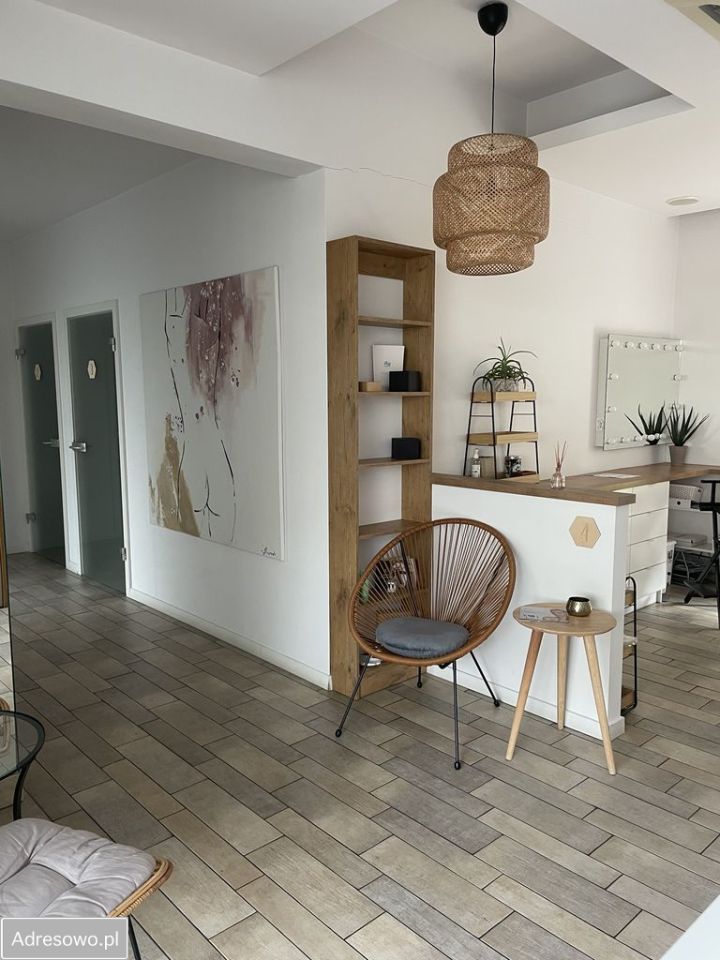 Lokal Katowice Kostuchna, ul. Arkadiusza Puchały. Zdjęcie 6