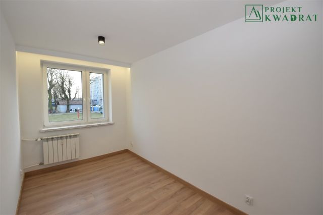 Mieszkanie 3-pokojowe Knurów, ul. Jedności Narodowej. Zdjęcie 8