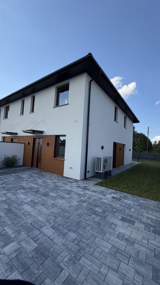 bliźniak, 4 pokoje Bychlew, ul. Wschodnia. Zdjęcie 3