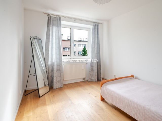 Mieszkanie 3-pokojowe Kraków Krowodrza, ul. Antoniego Augustynka-Wichury. Zdjęcie 7