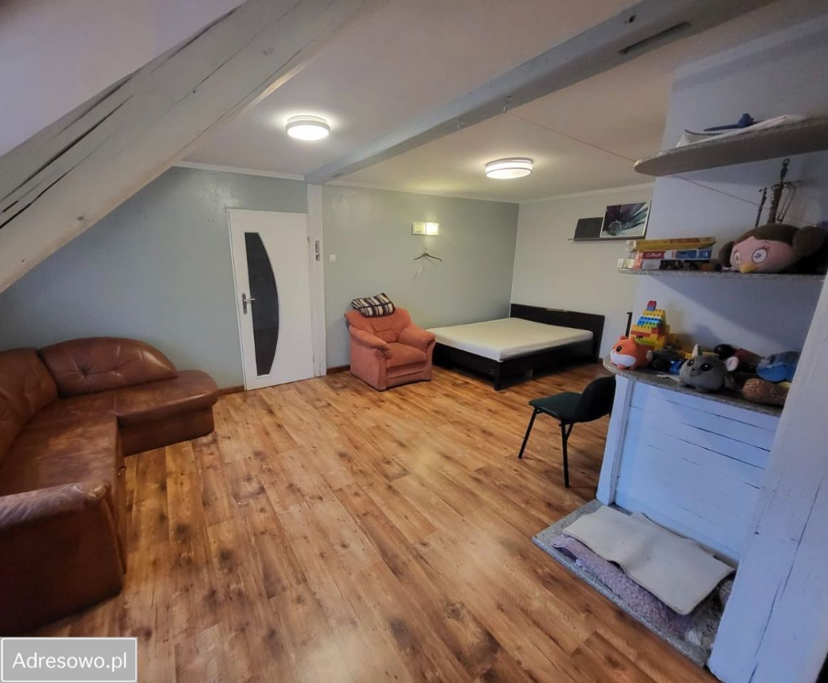 Mieszkanie 3-pokojowe Wałbrzych, ul. Jeździecka