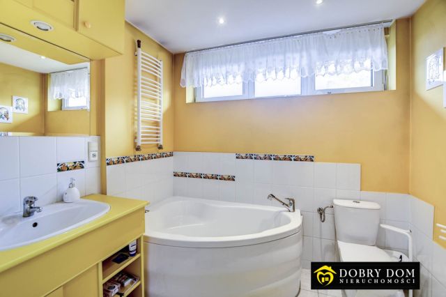 dom wolnostojący, 5 pokoi Konarzyce. Zdjęcie 3