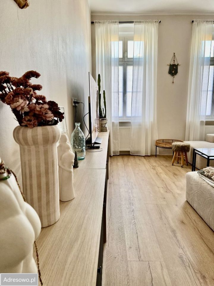 Mieszkanie 4-pokojowe Jelenia Góra Centrum, ul. 1 Maja. Zdjęcie 5