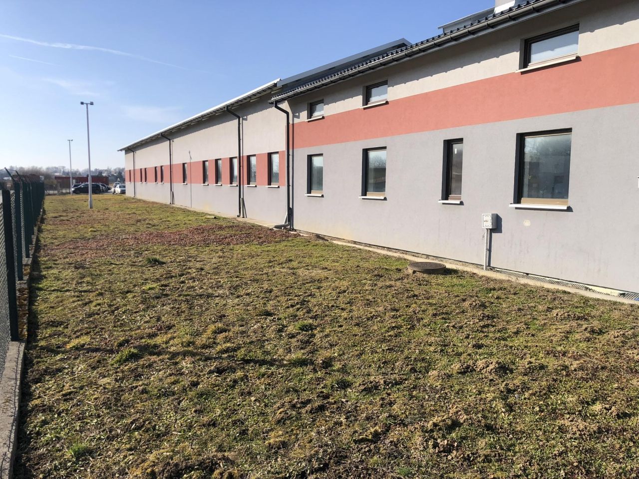 Hala/magazyn Jasło Brzyszczki, ul. Marszałka Józefa Piłsudskiego. Zdjęcie 17