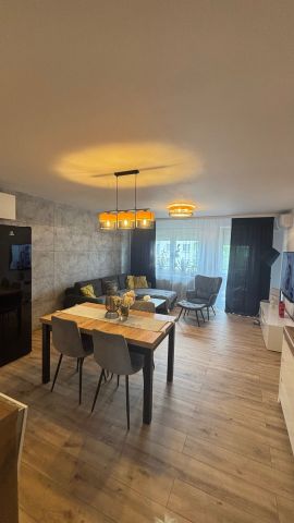 Mieszkanie 3-pokojowe Zielona Góra, ul. Konstruktorów. Zdjęcie 1