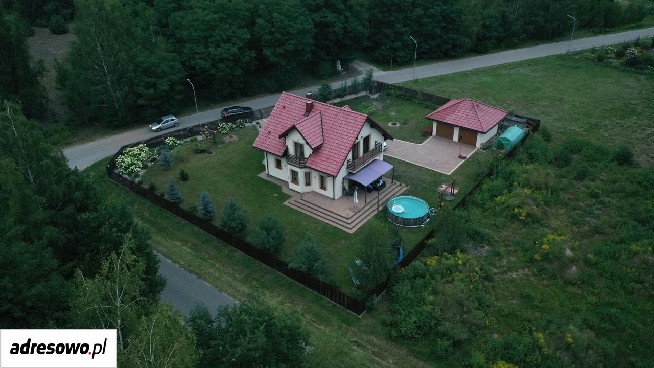 dom wolnostojący, 5 pokoi Budy Zosine. Zdjęcie 2