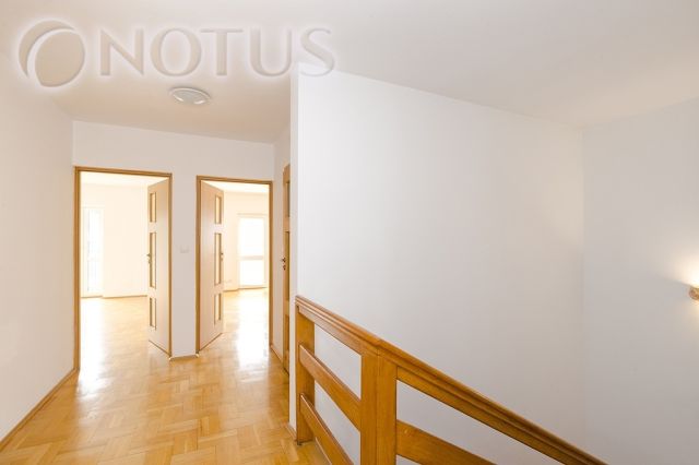 dom wolnostojący, 7 pokoi Warszawa, ul. Husarii. Zdjęcie 15