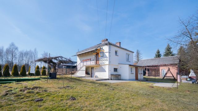 dom wolnostojący, 4 pokoje Zelków. Zdjęcie 1
