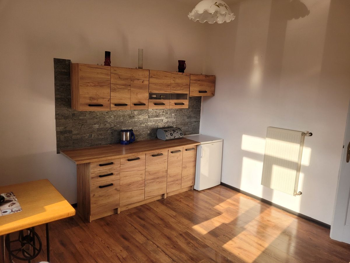 Mieszkanie 4-pokojowe Bardo. Zdjęcie 16