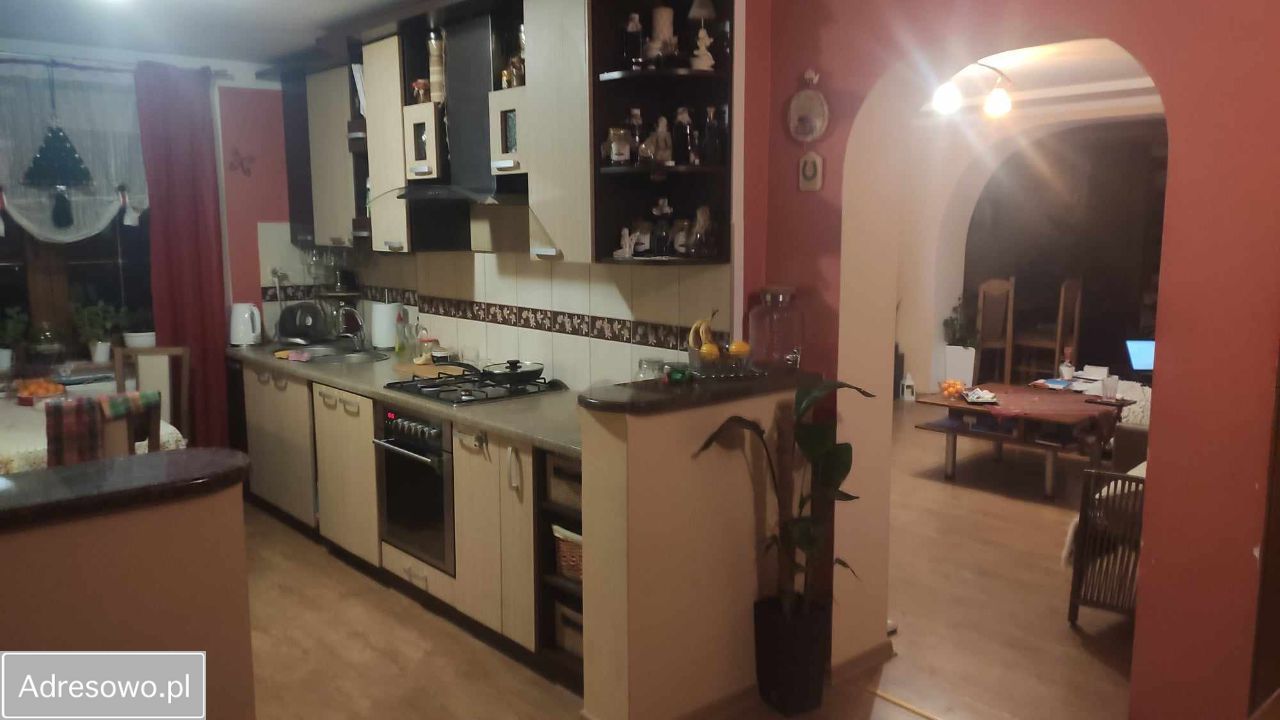 dom wolnostojący, 7 pokoi Kętrzyn, ul. Świerkowa. Zdjęcie 7