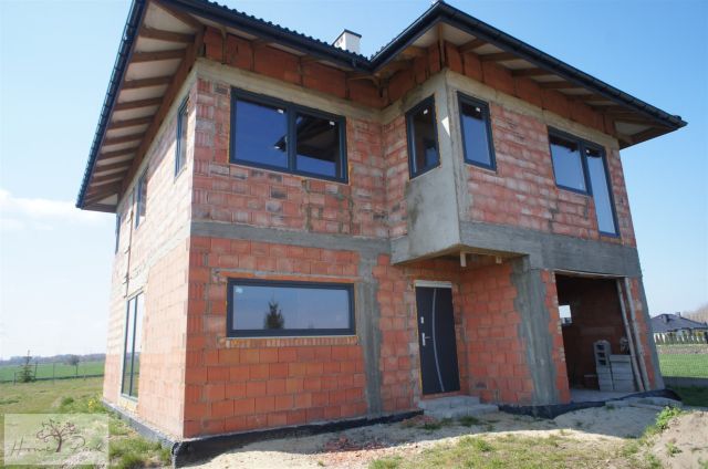 dom wolnostojący, 6 pokoi Piątkowisko. Zdjęcie 1