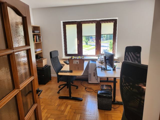 Biuro Kraków Czyżyny, ul. Konstantego Ildefonsa Gałczyńskiego. Zdjęcie 1