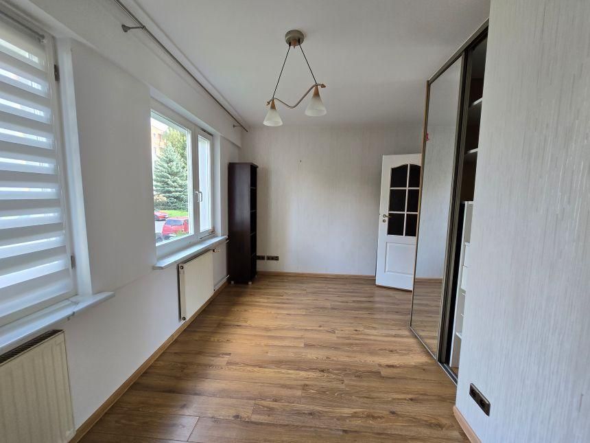 Mieszkanie 2-pokojowe Rzeszów Baranówka, ul. kpt. Edwarda Brydaka. Zdjęcie 3