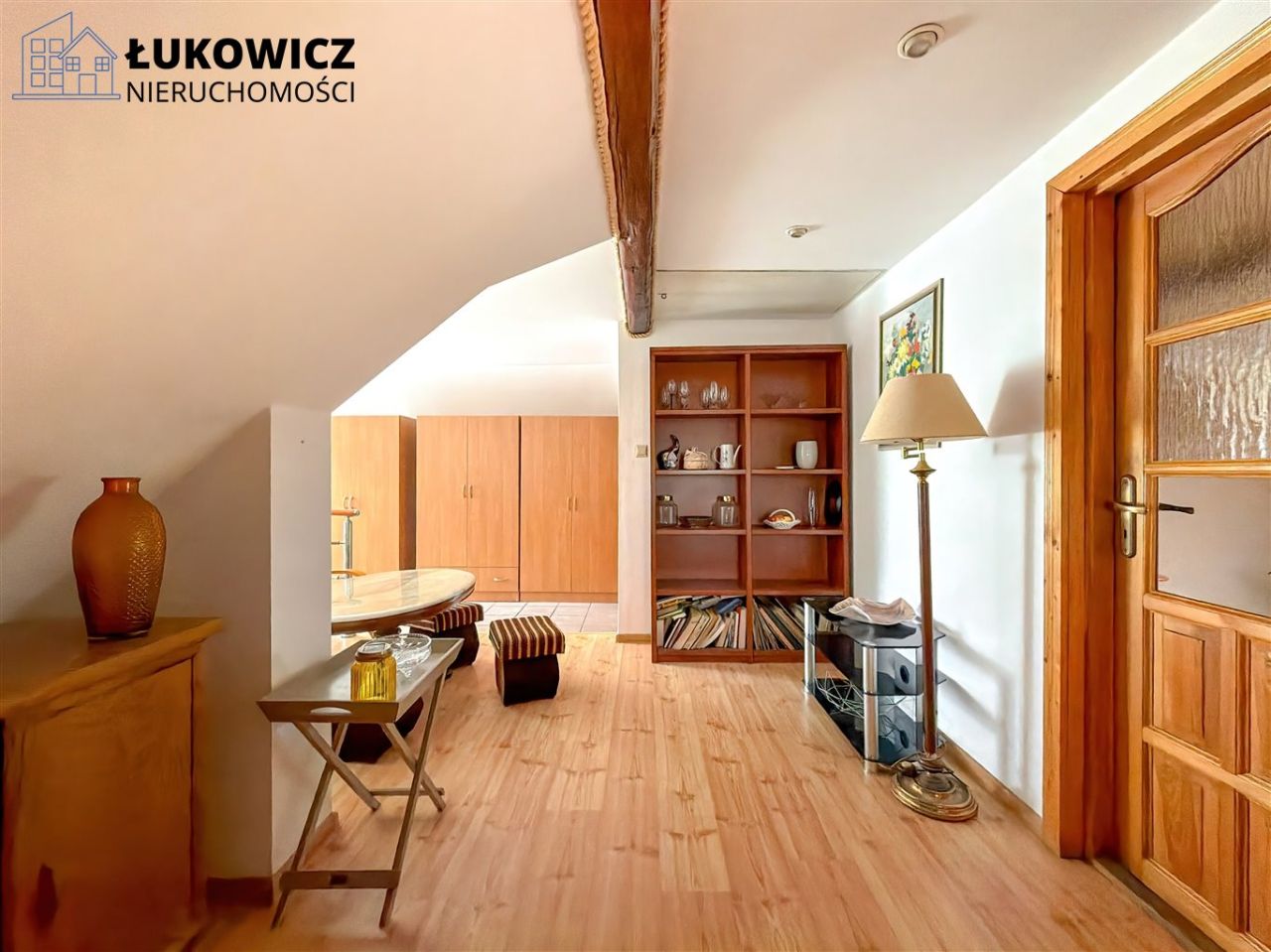 dom wolnostojący, 6 pokoi Ujsoły. Zdjęcie 30