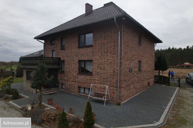 dom wolnostojący, 6 pokoi Borki Wielkie, ul. Kierocie. Zdjęcie 1