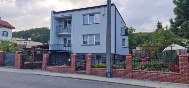 dom wolnostojący, 4 pokoje Gdynia Mały Kack, ul. Kaliska. Zdjęcie 1