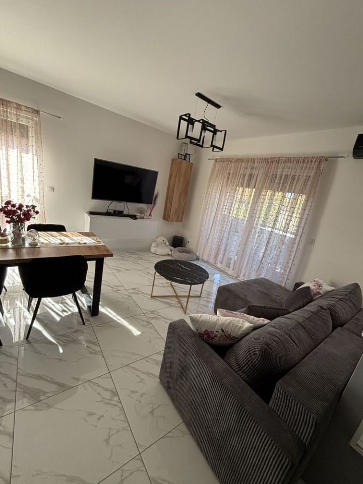 Mieszkanie 3-pokojowe Nowogród Bobrzański. Zdjęcie 1