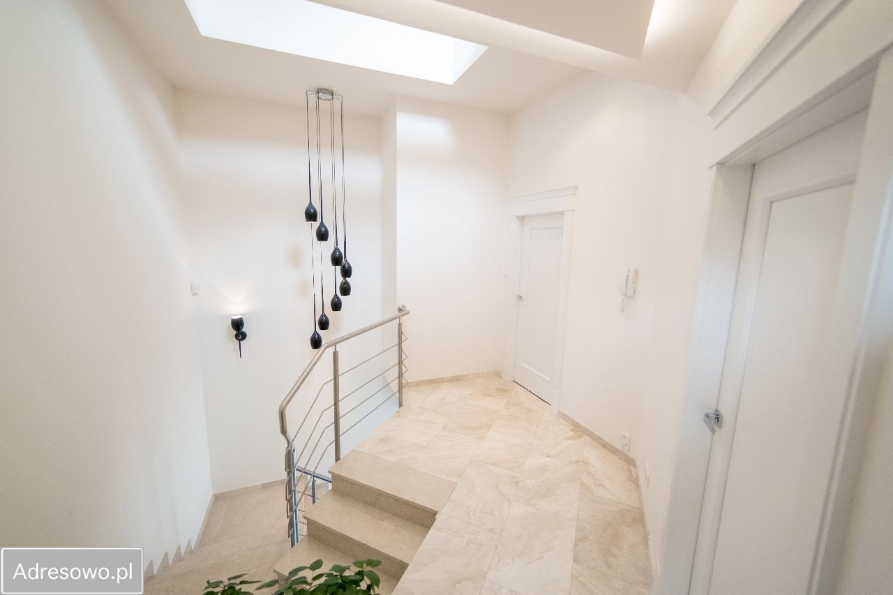 bliźniak, 5 pokoi Toruń Centrum, ul. Długa. Zdjęcie 9