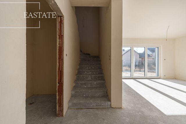 bliźniak, 5 pokoi Koczargi Stare, ul. Jagodowa. Zdjęcie 16