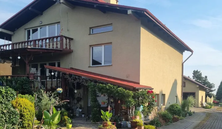 dom wolnostojący, 8 pokoi Przemyśl, ul. Topolowa