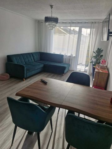 Mieszkanie 4-pokojowe Żuromin, ul. Biskupa L. Wetmańskiego. Zdjęcie 1