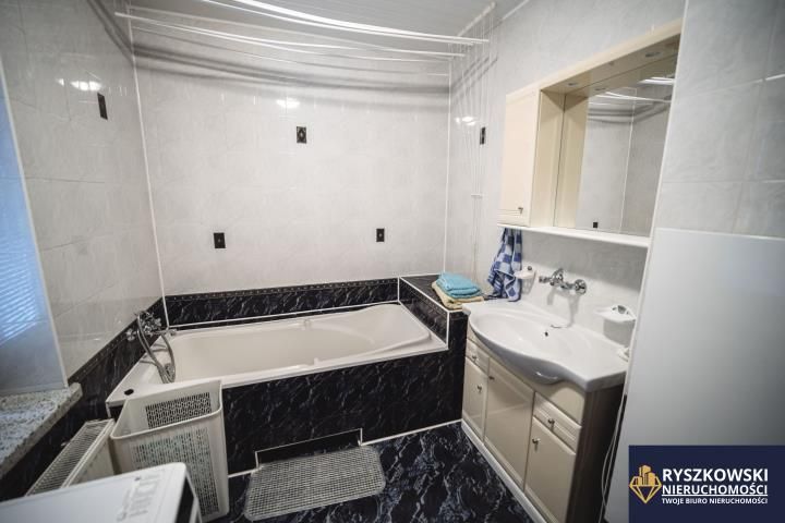 dom wolnostojący, 7 pokoi Łapiguz. Zdjęcie 13