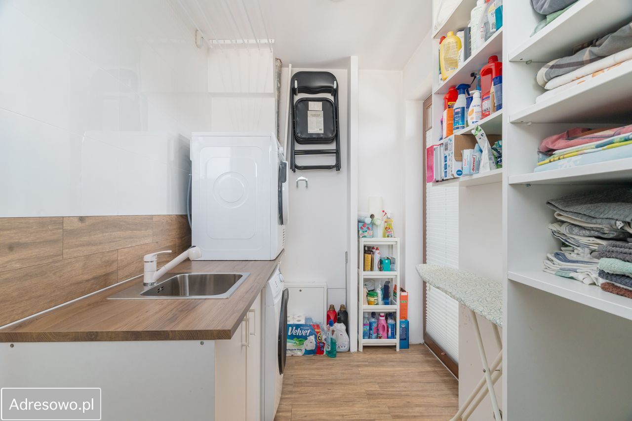 dom wolnostojący, 6 pokoi Lutomiersk. Zdjęcie 2