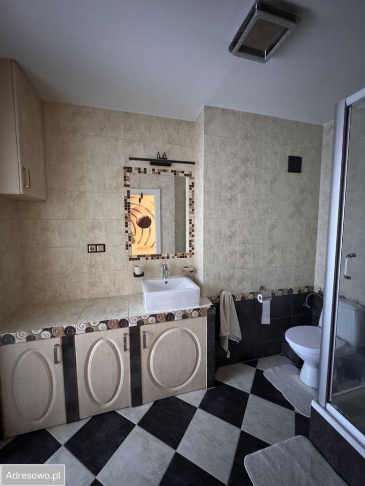 dom wolnostojący, 11 pokoi Okuniew, ul. Rattanowa. Zdjęcie 10