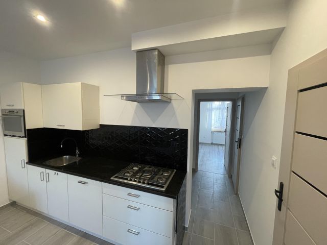 Mieszkanie 3-pokojowe Chojnów, pl. Dworcowy. Zdjęcie 1