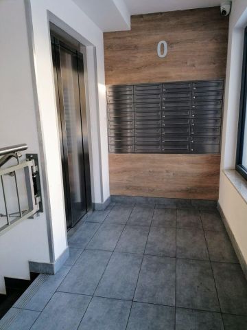 Mieszkanie 2-pokojowe Otwock, ul. gen. A. E. Fieldorfa. Zdjęcie 2