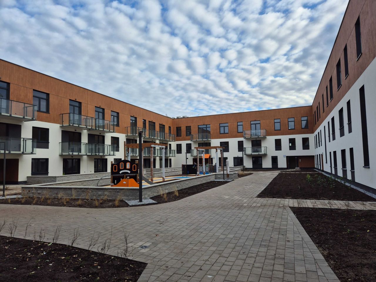 Mieszkanie 3-pokojowe Wrocław Ołtaszyn, ul. Orawska. Zdjęcie 2