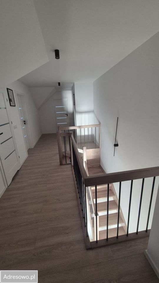 bliźniak, 4 pokoje Tyniec Mały, ul. Domasławska. Zdjęcie 3