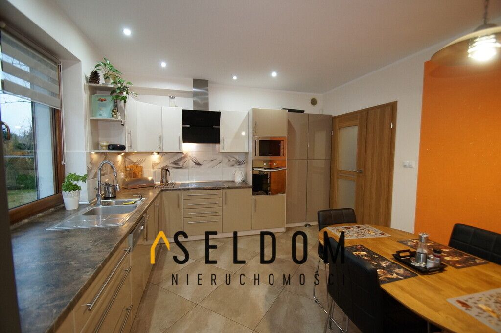 dom wolnostojący, 5 pokoi Mysłakowice. Zdjęcie 29