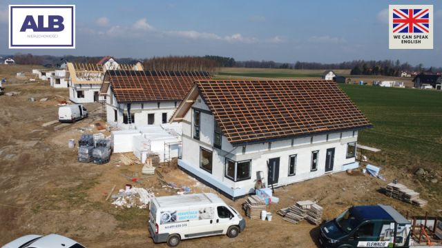 bliźniak, 4 pokoje Małkowo. Zdjęcie 1