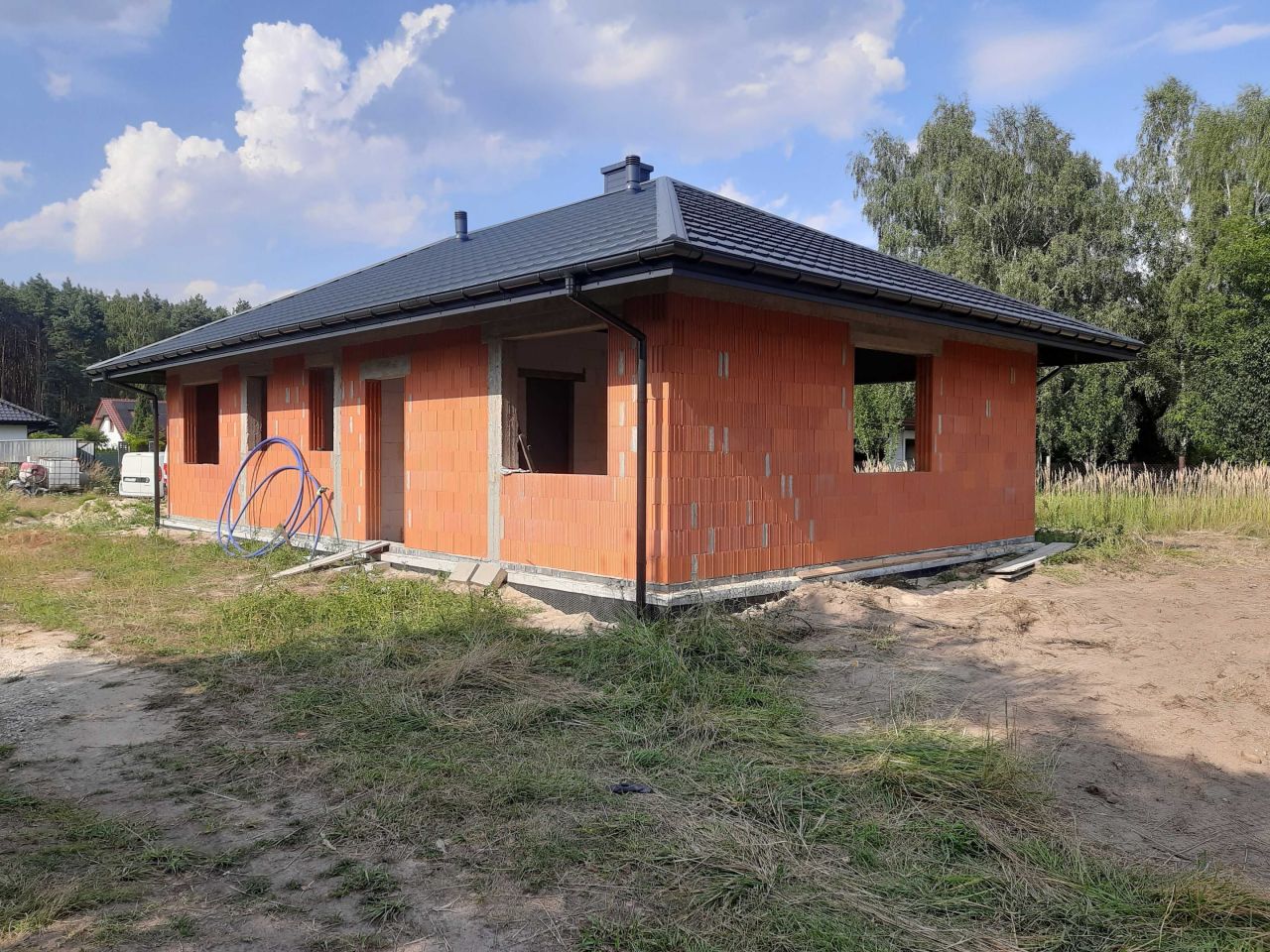 dom wolnostojący Bełchatów, ul. Grażyny. Zdjęcie 1