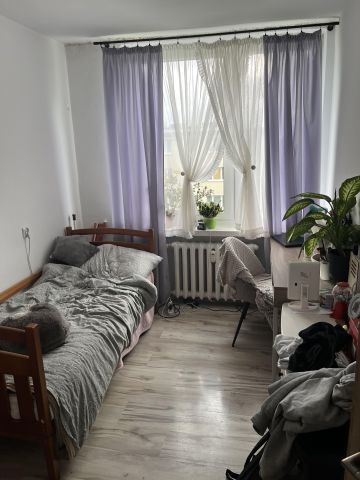 Mieszkanie 3-pokojowe Mrągowo Centrum, os. Parkowe. Zdjęcie 1