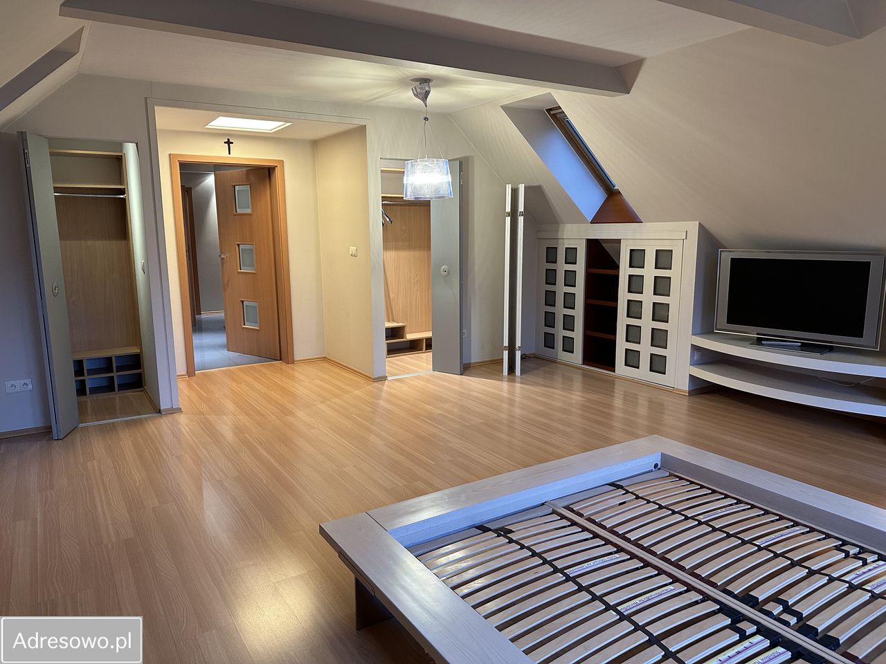 dom wolnostojący, 5 pokoi Tychy. Zdjęcie 9