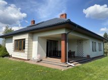 dom wolnostojący, 4 pokoje Kalinówka, ul. Klonowa. Zdjęcie 1