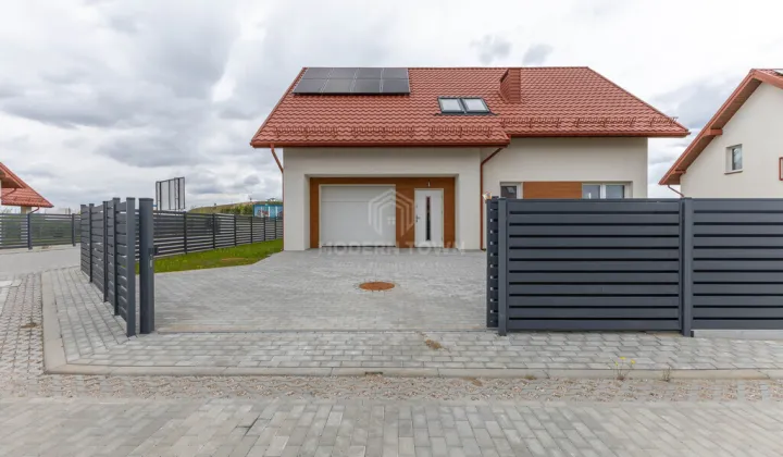 dom wolnostojący, 5 pokoi Prawdowo