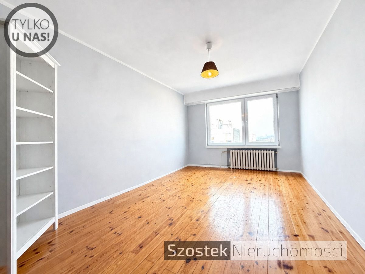 Mieszkanie 2-pokojowe Częstochowa Trzech Wieszczów, ul. Słowackiego. Zdjęcie 2